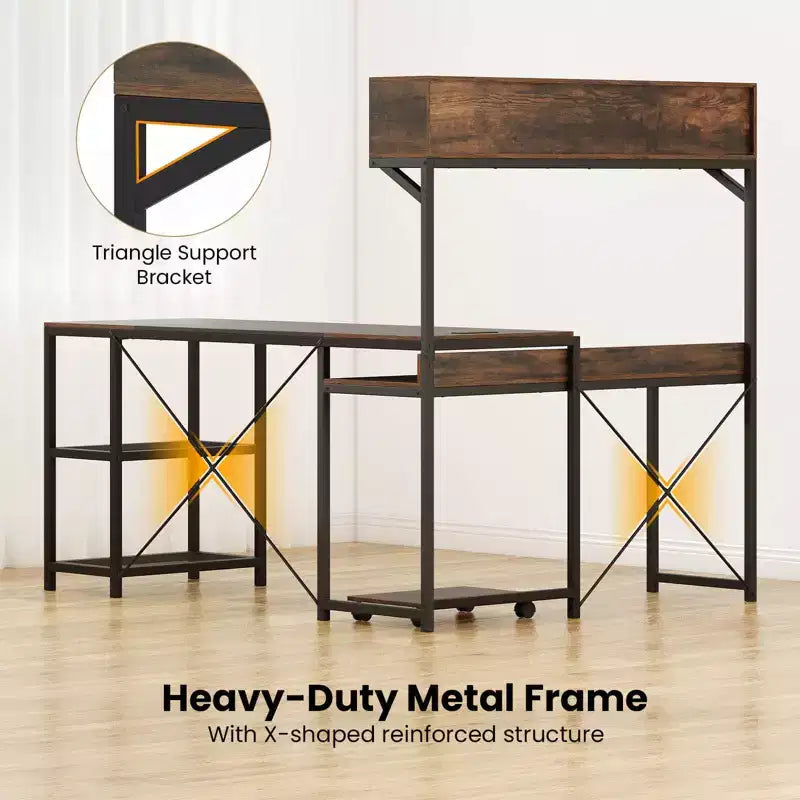 Bureau d'angle en L marron rustique et noir avec étagères et prises électriques pour 1 personne
